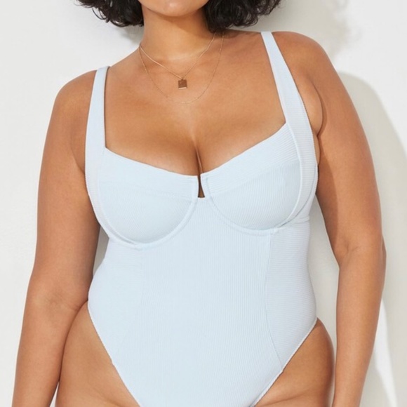 Camille Kostek She's Iconic Underwire One Piece - Picture 3 of 6